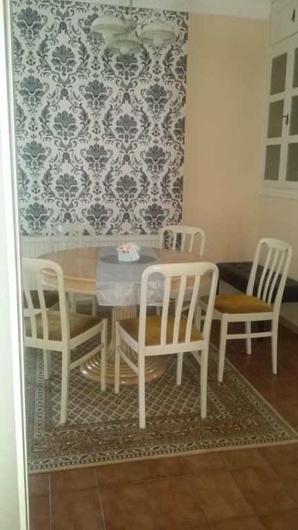 Horvath Apartmanhaz Kaposvar Bagian luar foto