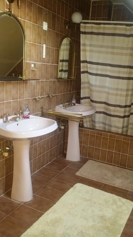 Horvath Apartmanhaz Kaposvar Bagian luar foto