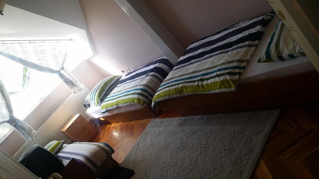 Horvath Apartmanhaz Kaposvar Bagian luar foto